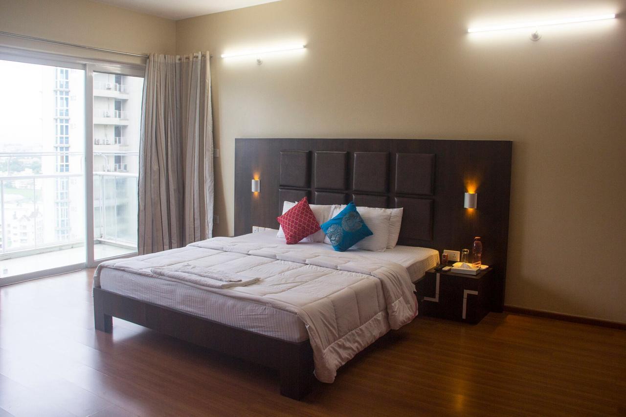 Amanora Park Town Bed & Breakfast Pune Eksteriør bilde