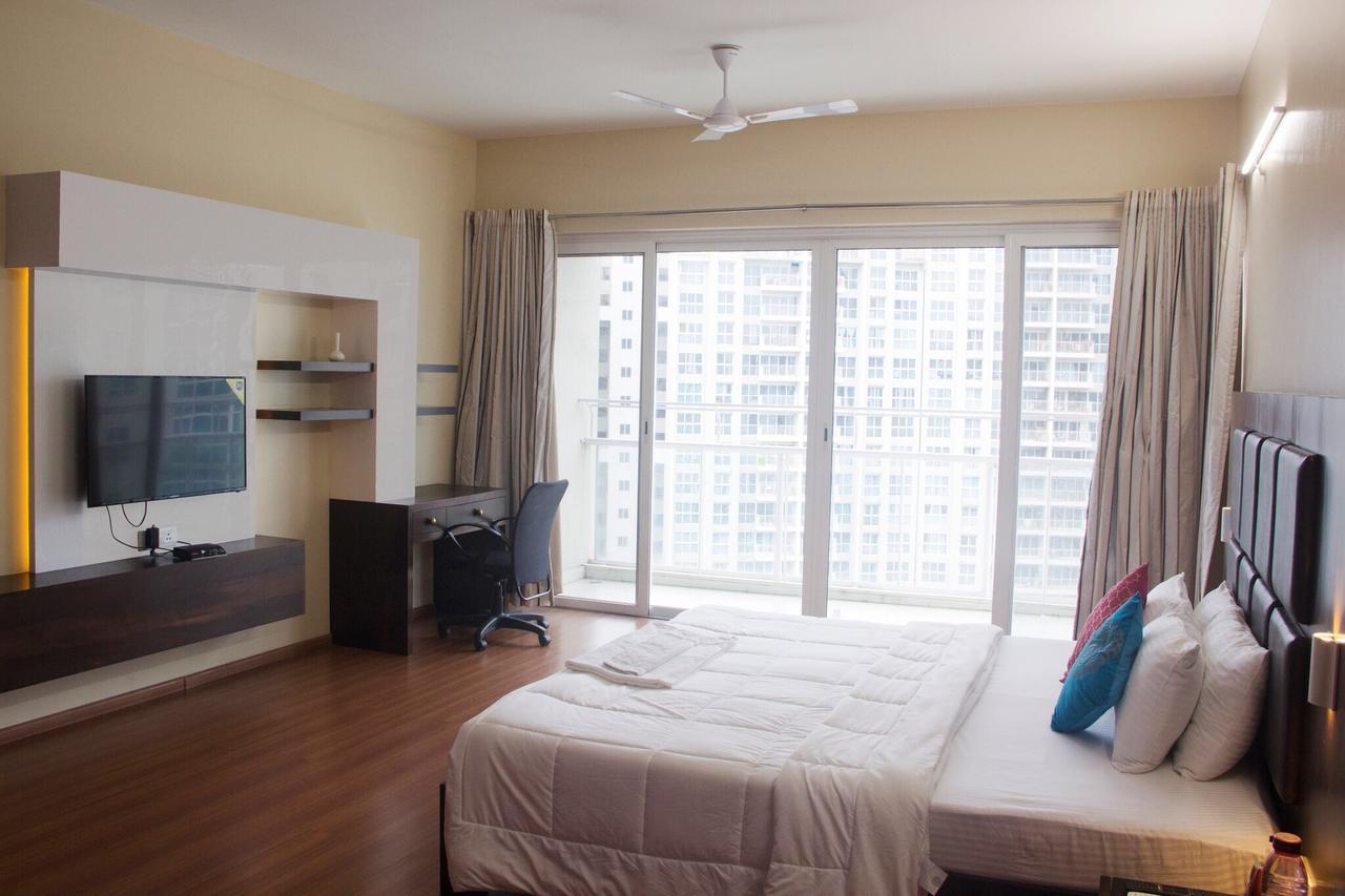 Amanora Park Town Bed & Breakfast Pune Eksteriør bilde